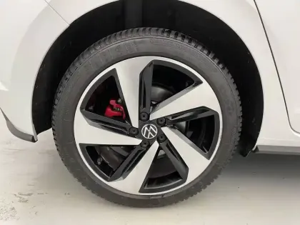 Photo 18 Volkswagen Polo  2.0 TSI 200 S&S DSG6