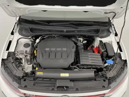 Photo 20 Volkswagen Polo  2.0 TSI 200 S&S DSG6