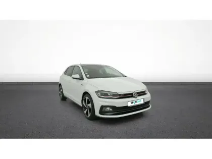 Photo 11 Volkswagen Polo  2.0 TSI 200 S&S DSG6