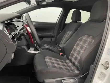 Photo 13 Volkswagen Polo  2.0 TSI 200 S&S DSG6