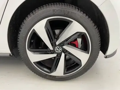 Photo 15 Volkswagen Polo  2.0 TSI 200 S&S DSG6