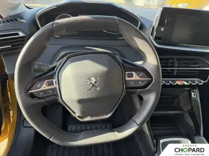 Photo 79 Peugeot 208  PureTech 75 S&S BVM5