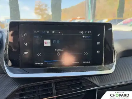 Photo 77 Peugeot 208  PureTech 75 S&S BVM5