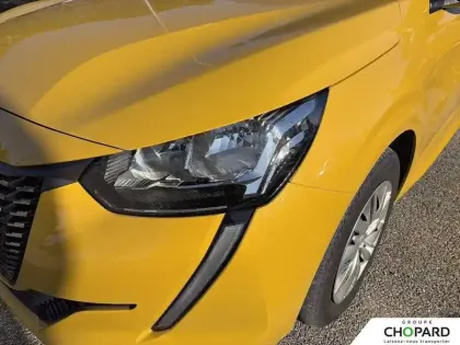 Photo 85 Peugeot 208  PureTech 75 S&S BVM5