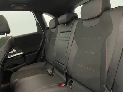 Photo 15 Mercedes Classe B  220 d 8G-DCT