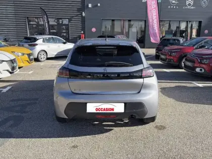 Photo 61 Peugeot 208  PureTech 75 S&S BVM5