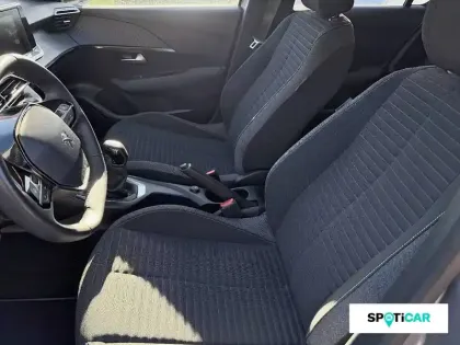 Photo 10 Peugeot 208  PureTech 75 S&S BVM5
