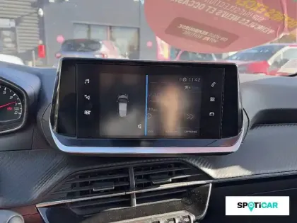 Photo 14 Peugeot 208  PureTech 75 S&S BVM5