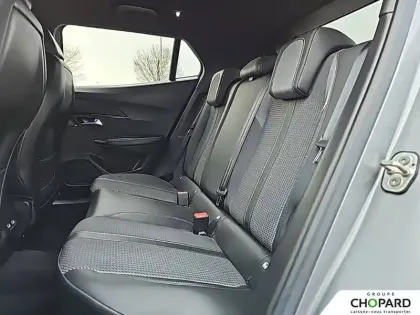 Photo 49 Peugeot 2008  PureTech 130 S&S EAT8