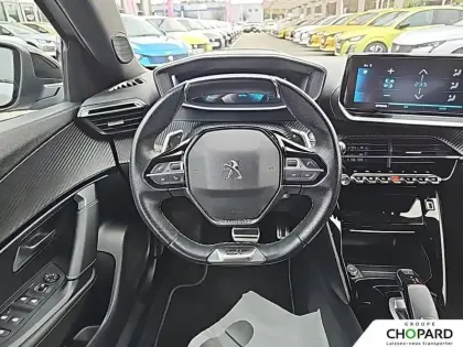 Photo 15 Peugeot 2008  PureTech 130 S&S EAT8