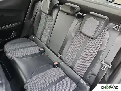 Photo 82 Peugeot 2008  PureTech 130 S&S EAT8