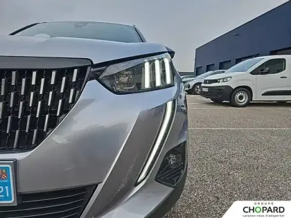 Photo 85 Peugeot 2008  PureTech 130 S&S EAT8