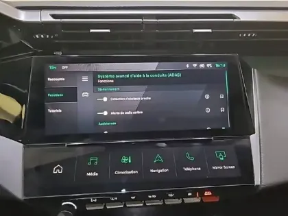 Photo 20 Peugeot 308  BlueHDi 130ch S&S BVM6