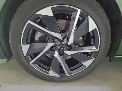 Photo 12 Peugeot 308  BlueHDi 130ch S&S BVM6