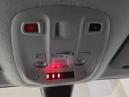 Photo 24 Peugeot Expert  CA LONG ELECTRIQUE 75KWH 136CH