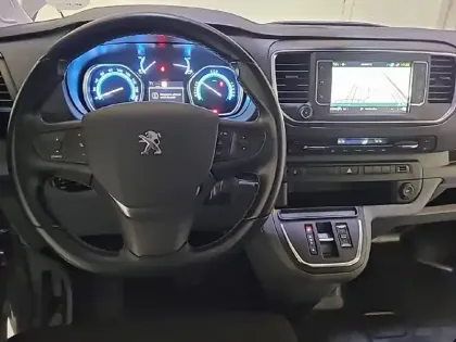 Photo 7 Peugeot Expert  CA LONG ELECTRIQUE 75KWH 136CH