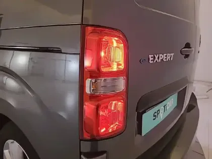 Photo 16 Peugeot Expert  CA LONG ELECTRIQUE 75KWH 136CH