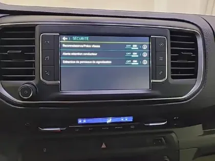 Photo 20 Peugeot Expert  CA LONG ELECTRIQUE 75KWH 136CH