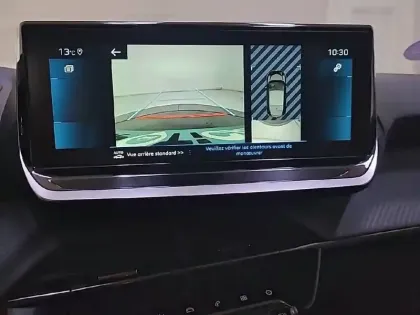 Photo 16 Peugeot 208  PureTech 100 S&S BVM6