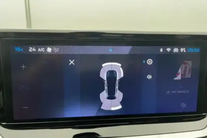 Photo 19 Peugeot 208  100 S&S BVM6