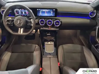 Photo 11 Mercedes Classe A  200 7G-DCT