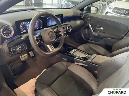 Photo 10 Mercedes Classe A  200 7G-DCT