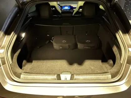 Photo 17 Mercedes CLA  Shooting Brake 250 e Hybrid EQ 8G-DCT