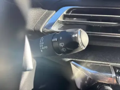 Photo 20 Peugeot 3008  Puretech 130ch S&S EAT8