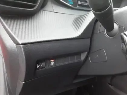 Photo 24 Peugeot 208  Electrique 50 kWh 136ch