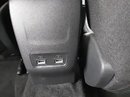 Photo 17 Peugeot 208  Electrique 50 kWh 136ch