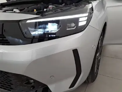 Photo 15 Opel Corsa  1.2 Turbo 130 ch BVA8