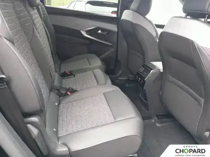 Photo 51 Peugeot 5008  Hybrid 145 e-DCS6