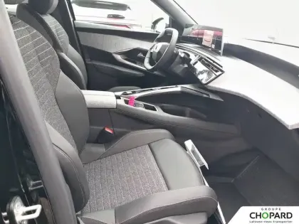 Photo 12 Peugeot 5008  Hybrid 145 e-DCS6