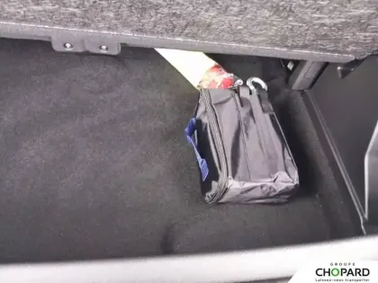 Photo 23 Peugeot 5008  Hybrid 145 e-DCS6