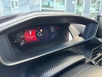 Photo 9 Peugeot 2008  BlueHDi 130 S&S EAT8