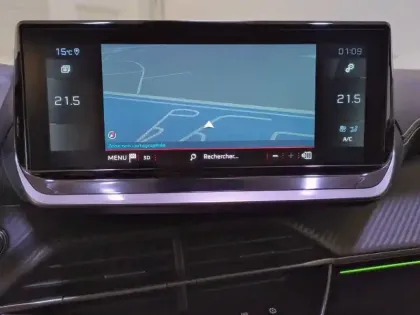 Photo 38 Peugeot 2008  BlueHDi 130 S&S EAT8