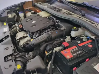 Photo 34 Peugeot 2008  BlueHDi 130 S&S EAT8