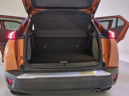 Photo 57 Peugeot 2008  BlueHDi 130 S&S EAT8