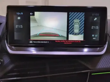 Photo 71 Peugeot 2008  BlueHDi 130 S&S EAT8