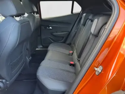 Photo 11 Peugeot 2008  BlueHDi 130 S&S EAT8