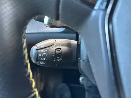 Photo 14 Peugeot 2008  BlueHDi 130 S&S EAT8