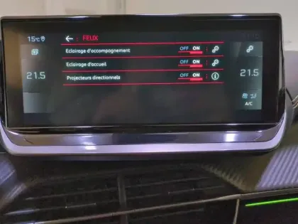 Photo 74 Peugeot 2008  BlueHDi 130 S&S EAT8