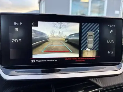 Photo 18 Peugeot 2008  BlueHDi 130 S&S EAT8