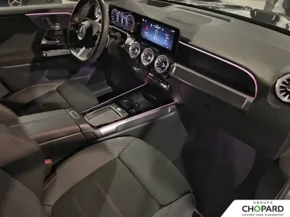 Photo 12 Mercedes GLB  200 d 8G-DCT