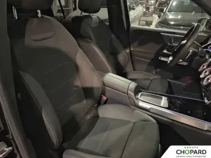 Photo 10 Mercedes GLB  200 d 8G-DCT