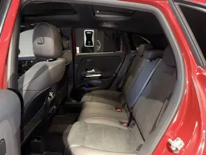 Photo 3 Mercedes GLA  200 d 8G-DCT