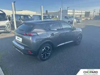 Photo 2 Peugeot 2008  PureTech 130 S&S EAT8