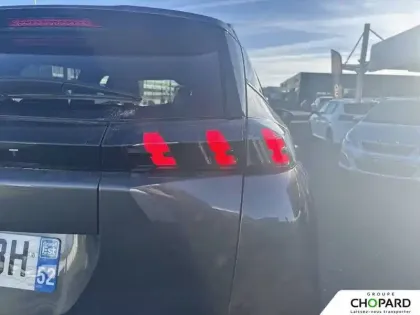 Photo 46 Peugeot 2008  PureTech 130 S&S EAT8