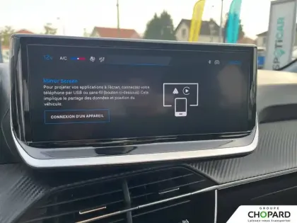 Photo 13 Peugeot 208  Hybrid 100 e-DCS6