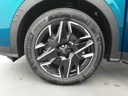 Photo 12 Peugeot 3008  Hybrid 145 e-DCS6